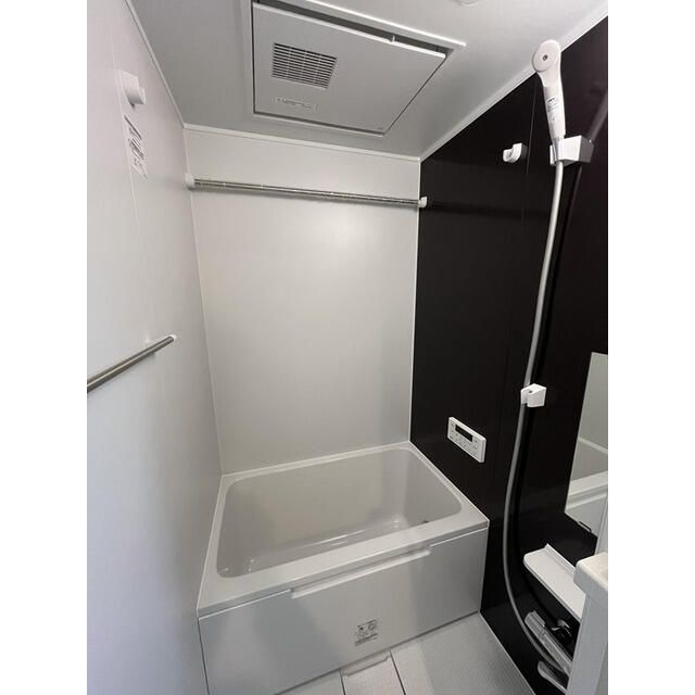 モンターニュ薬園台の浴室