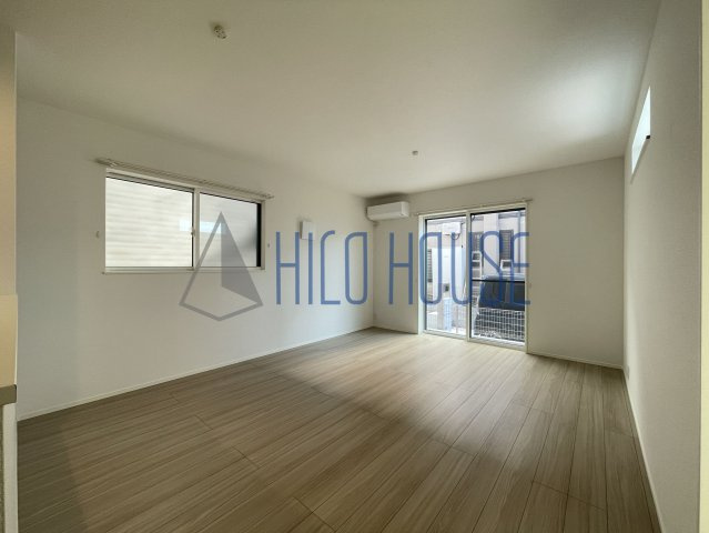 Sumai-to川越市かすみ野08の居間・リビング