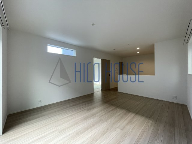 Sumai-to川越市かすみ野08の居間・リビング