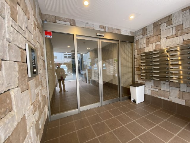 みおつくし布施のエントランス