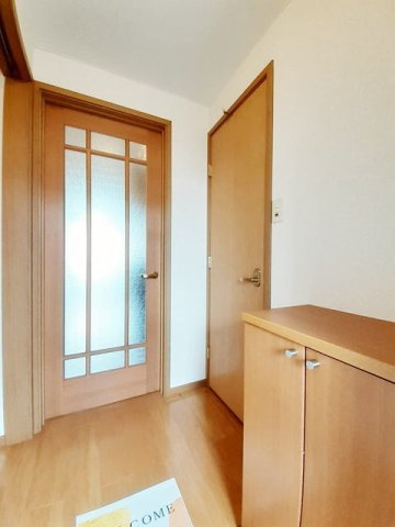 エンゼルハイツⅡの玄関|シンプルで使いやすい玄関です