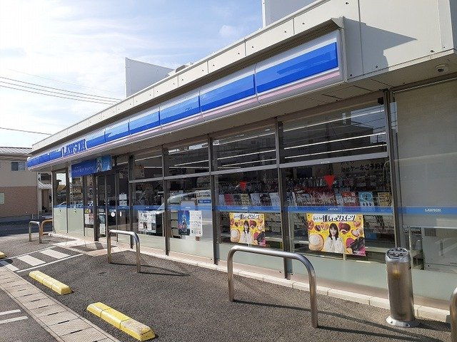 ブローム　サマーの周辺|ローソン長嶺南六丁目店まで400m