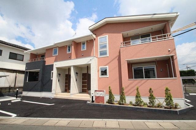 ブローム　サマーの外観|落ち着いた雰囲気の外観です