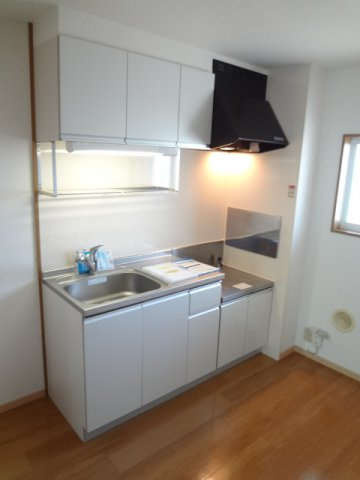 メゾンプレステージ５１０のキッチン|コンパクトなキッチンで掃除もラクラク