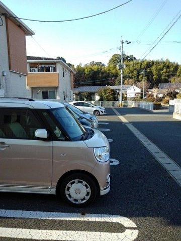 熊本市北区龍田１丁目のアパートの駐車場|駐車スペースもあります