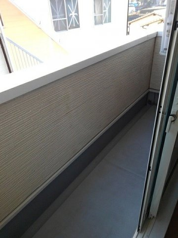 熊本市北区龍田１丁目のアパートのバルコニー|暖かな日差しのふりそそぐバルコニー