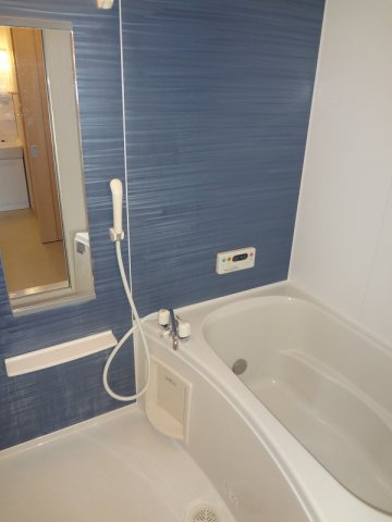 エレガントヒルズの浴室|日々の疲れを癒すお風呂付です