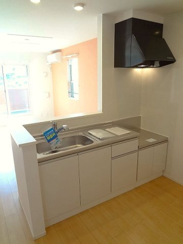 サンセマム菊陽　Ⅰのキッチン|コンパクトなキッチンで掃除もラクラク
