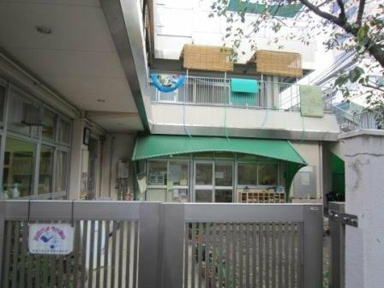 区立本駒込保育園まで322m