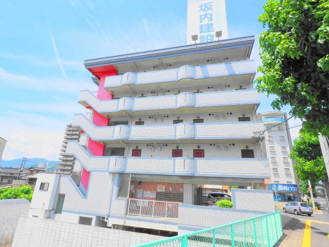 ウエルス21の外観