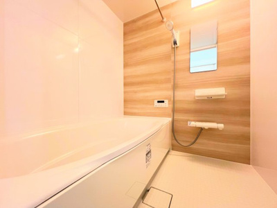 【浴室】 | メゾン桜が丘1号棟 | ◆お子様と一緒にバスタイムを楽しめる広々空間。浴室乾燥機付で心地よいバスタイムを実現します。