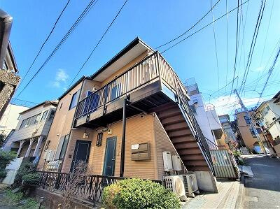 新宿区上落合3丁目のアパートの画像