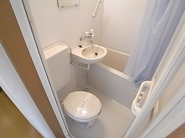 サンビルダー北野山ノ手の浴室