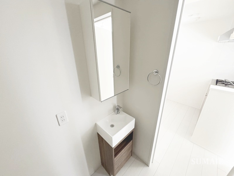 アンベリール北赤羽の洗面所|独立洗面台です