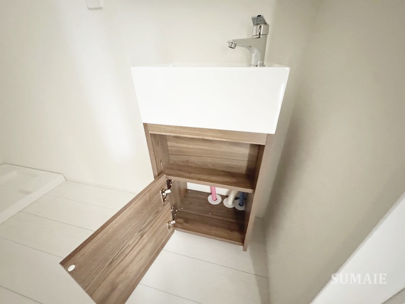 アンベリール北赤羽の独立洗面台|洗面台収納です