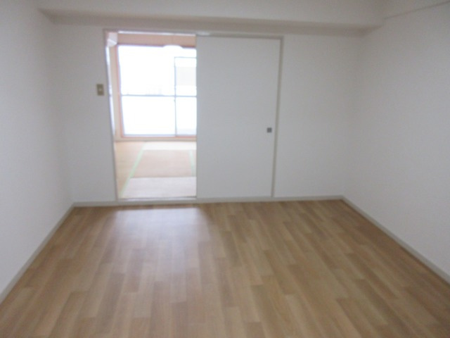 サンロイヤル王子の居間・リビング