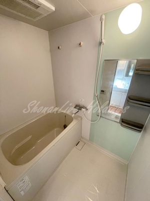 【浴室】 | カサ・ミラ | 浴室乾燥機完備♪