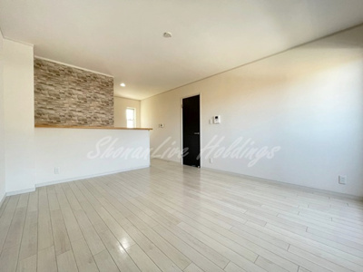 【居間・リビング】 | カサ・ミラ | 13.8帖のLDK♪