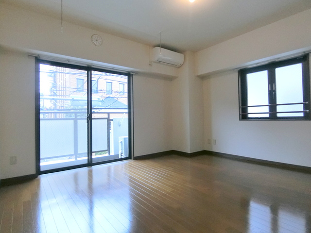 コンフォート吉祥寺の居間・リビング|★洋室★