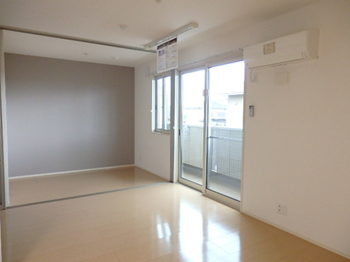 クリークパレスの洋室