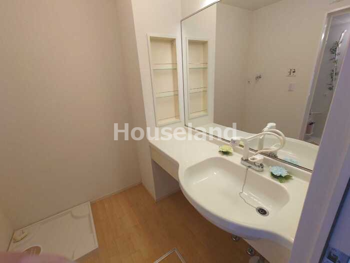 グラミール中之島の洗面所