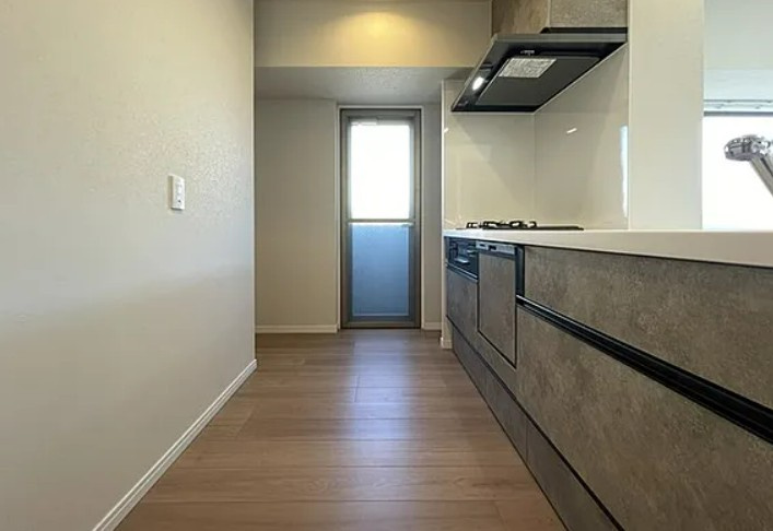 【中古マンション】キャッスルメジェール川越デュオステージのキッチン|【リフォーム完了】キッチン