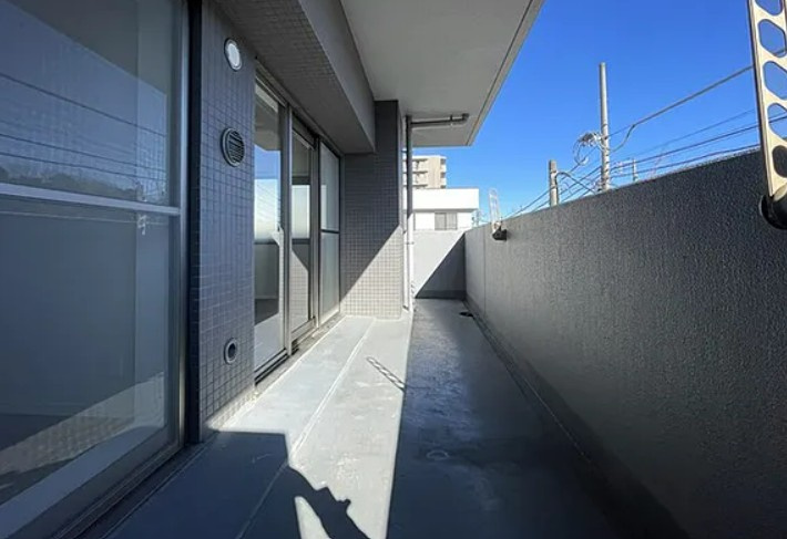 【中古マンション】キャッスルメジェール川越デュオステージのバルコニー|【リフォーム完了】バルコニー