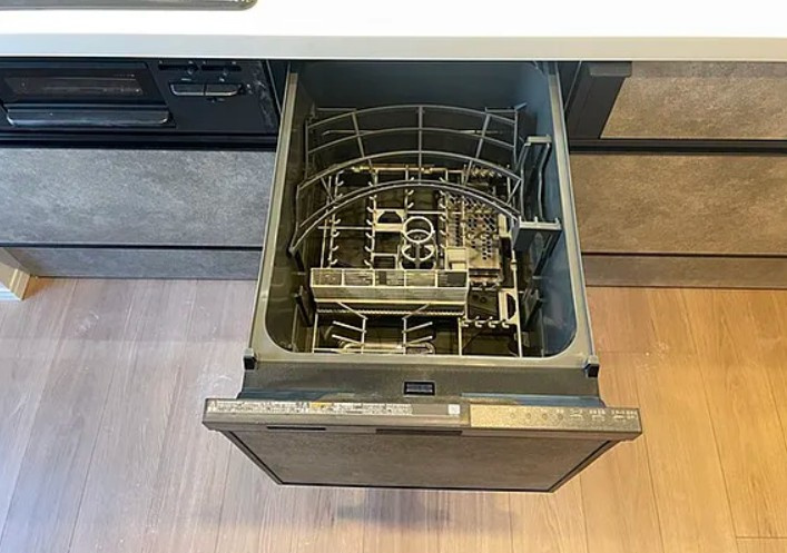 【中古マンション】キャッスルメジェール川越デュオステージのキッチン|【リフォーム完了】食器洗い乾燥機