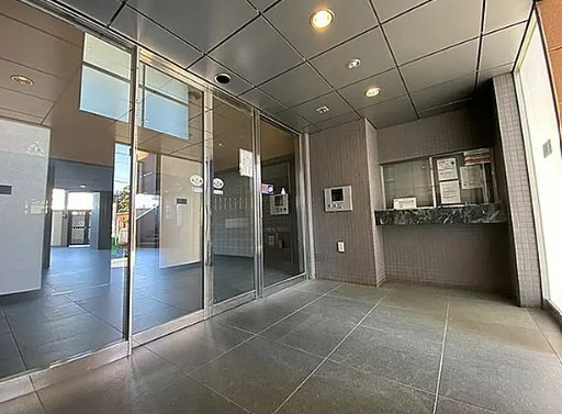 【中古マンション】キャッスルメジェール川越デュオステージのエントランス|オートロック
