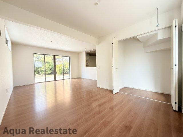 高松市三条町新築戸建のキッチン|キッチンでお料理をお楽しみください