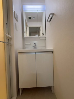 【洗面所】 | スプランディッド十三本町