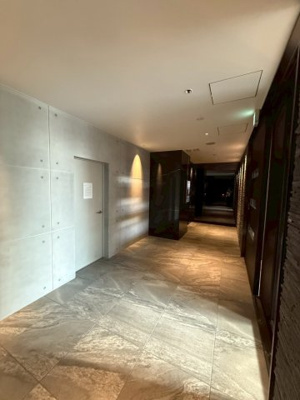【ロビー】 | S-RESIDENCE高井田Central
