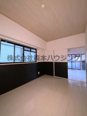 【洋室】 | 　東洋プラザしろきた | 広々とした洋室です