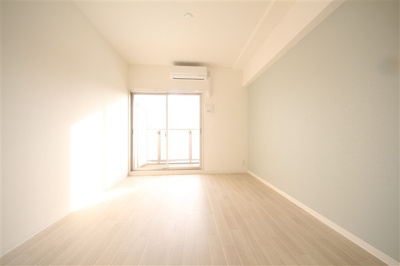 【居間・リビング】 | エグゼ天神橋