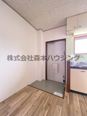 【内装】 | 　ブルースカイハイツ新森 | ※同タイプ別室の写真となります。
　設備内容など相違がある場合あくまで現状優先となります。