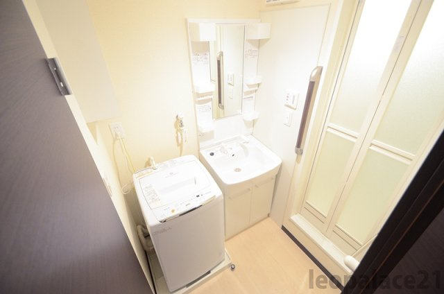 レオネクスト袖広の内装|実際のお部屋と異なる場合がございます。