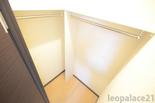 レオネクスト袖広の内装|実際のお部屋と異なる場合がございます。