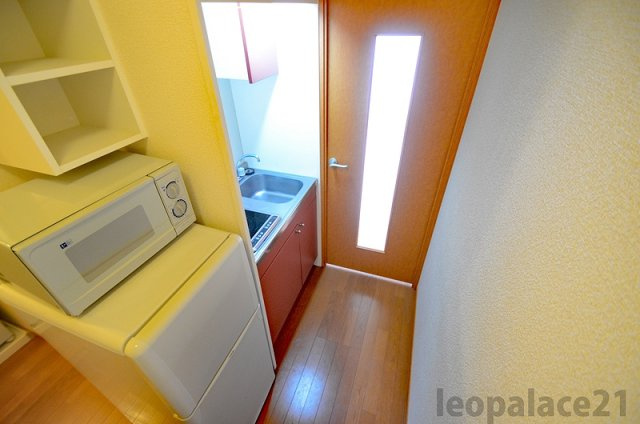 レオパレス菜花のその他|冷蔵庫・電子レンジ