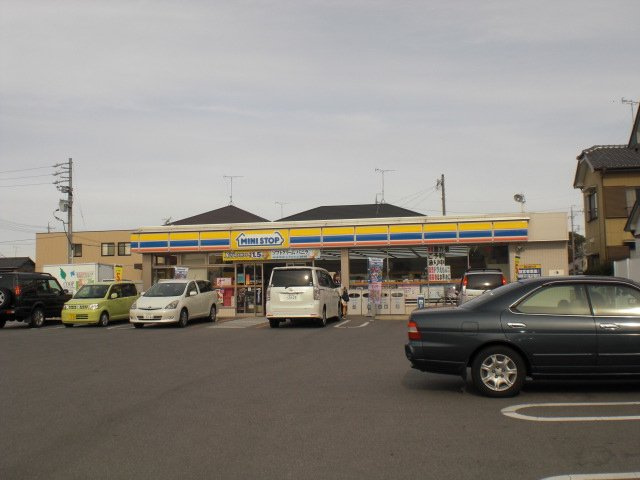 レオパレス菜花の周辺|ミニストップ