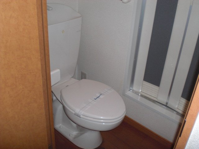 レオパレスルピナスの浴室