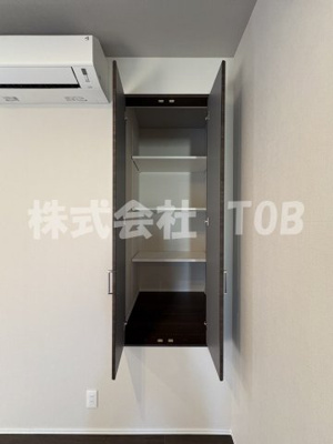 【収納】 | ミュージションテラス調布柴崎 | 2F　LDK13.5帖　収納①