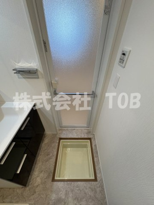 【収納】 | ミュージションテラス調布柴崎 | 1F　脱衣スペース　床下収納