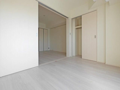 【内装】 | ＦＡＲＦＡＬＬＡ | 洋室