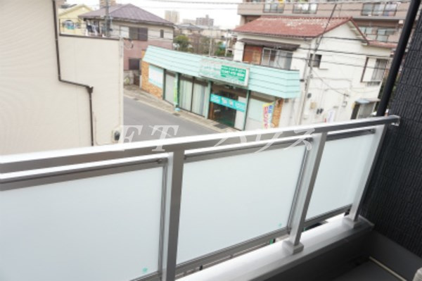 習志野市本大久保４丁目のアパートのバルコニー