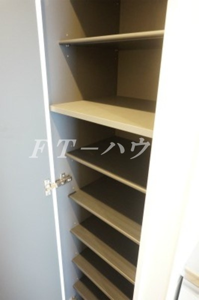 習志野市本大久保４丁目のアパートの収納