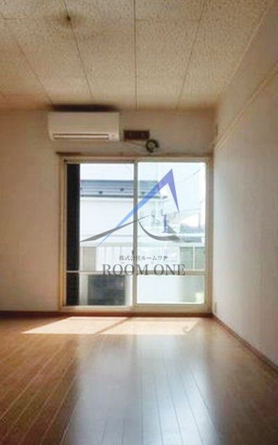 ＡＫハイツの居間・リビング|洋室のお部屋です。