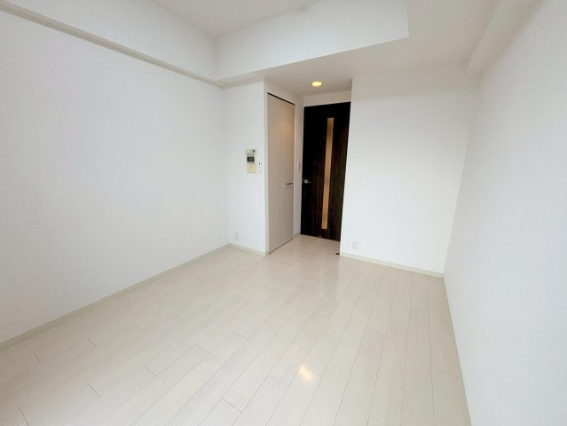 アスヴェル新北野モストの洋室