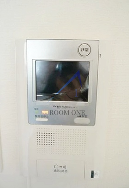 スカイコートパレス西巣鴨のセキュリティ|モニター付きインターホンです。