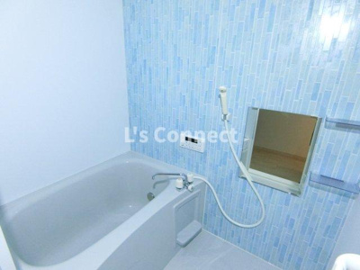 【浴室】 | メリディアン川平伍番館 | 追焚き機能付きのお風呂。