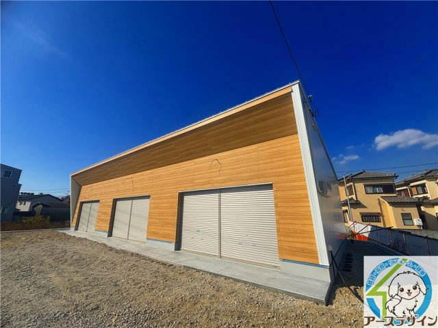 魚住町長坂寺平屋テナントの外観|※建築中写真